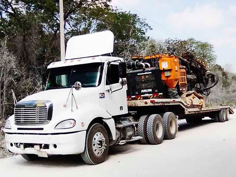 Transporte de Maquinaria Pesada Transmora Barrenadora